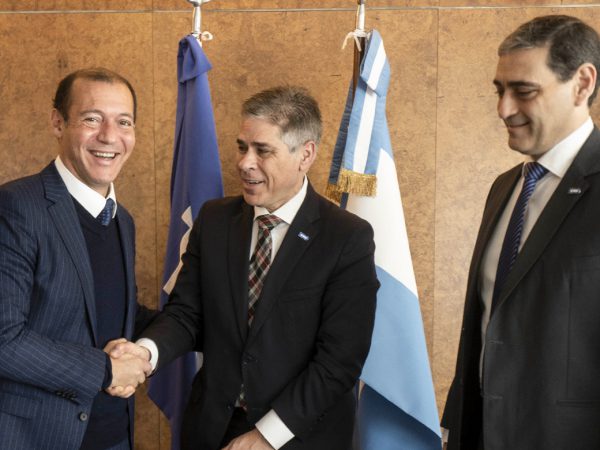 Gutiérrez con Ceo de YPF 18-07-2022