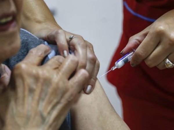 Vacunacion-Gripe_3059-696x344