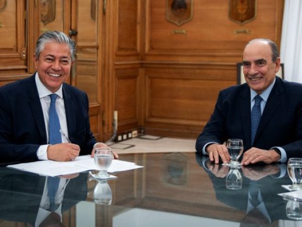 Web...Figueroa-con-Franco-1-696x392